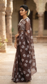 Women Chocolate Brown Floral Printed Saree with White Flower Motifs - Image 2