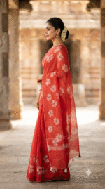 Women Red Floral Printed Saree with Tassel Detailing - Image 4