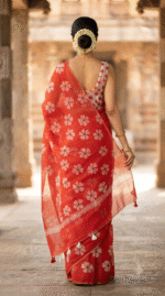 Women Red Floral Printed Saree with Tassel Detailing - Image 5