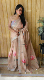 Women Peach Floral Lotus Print Saree with Tassel Detailing